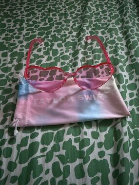 Taylor Swift pink Lover sunglasses
